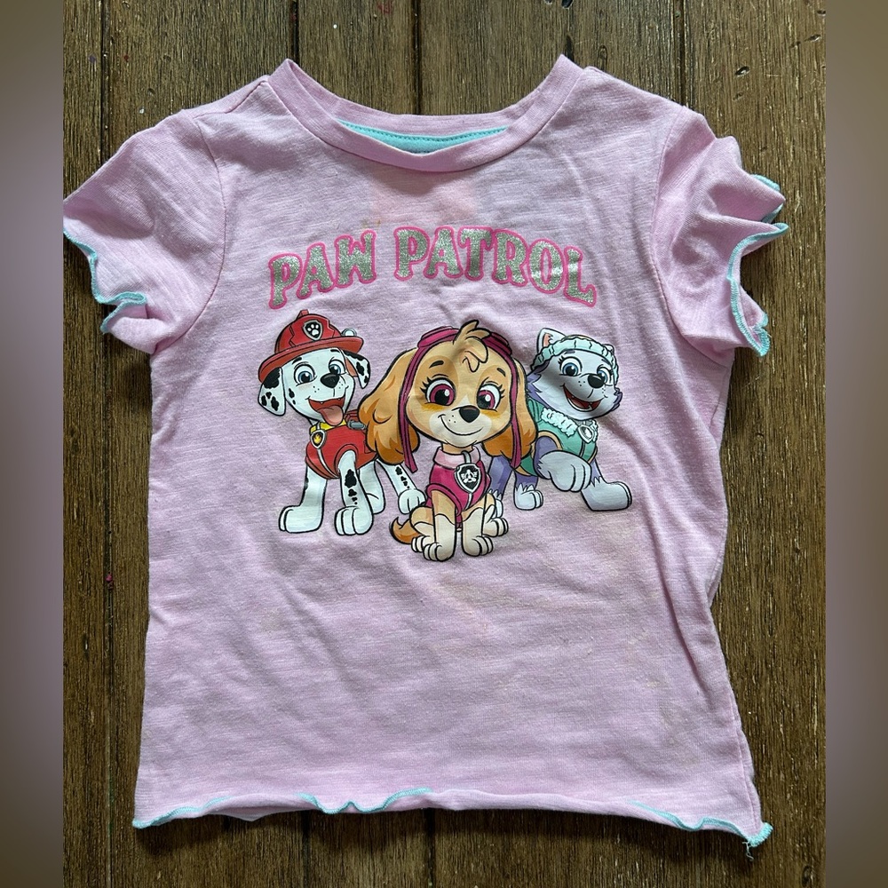 ♥️2/$12♥️ nickelodeon 2T girls paw patrol shirt